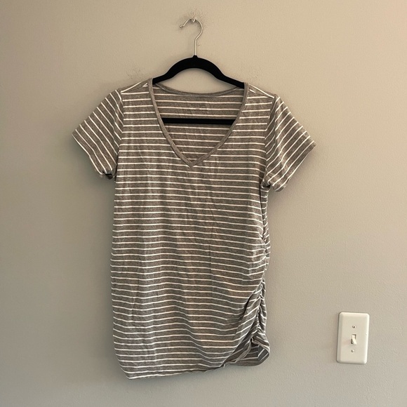 Motherhood Maternity v neck stripped short sleeve shirt - Picture 2 of 5